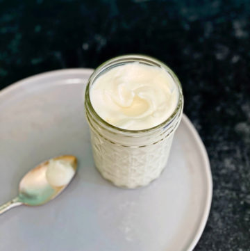 Best Homemade Garlic Mayo | Julie's Kitchenette
